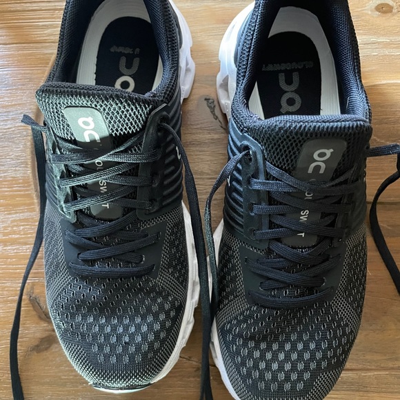 On cloud - Picture 2 of 3